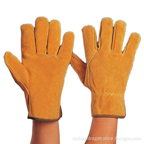 Driver glove, shirred elastic